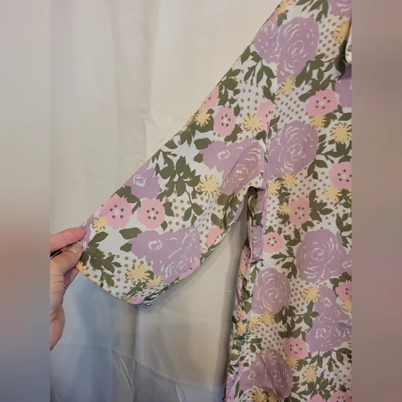 DONNKENNY Floral Women's Button Up Blouse - Pink, Green, And Yellow. - Picture 8 of 10